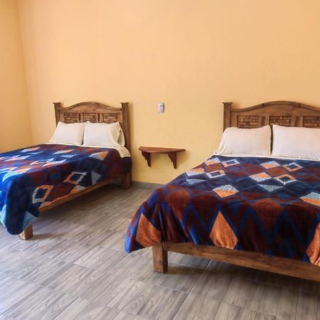 Hotel Villa Aurora แบร์นัล ภายนอก รูปภาพ